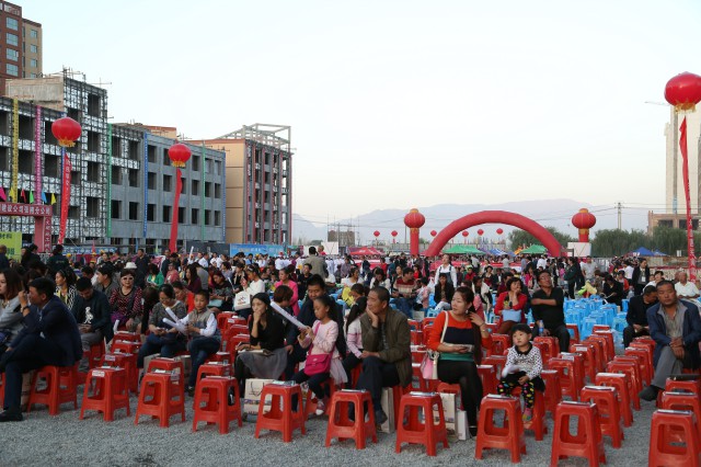 甘肃加盟商活动现场人山人海