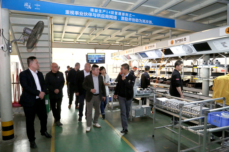 热烈欢迎河南舒适家行业联盟领导莅临广东优德88参观指导